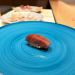 鮨 urag - カナダ天然本鮪中トロ