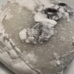 市川ちもと - 豆大福　のアップ