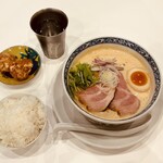 鶏白湯そば 櫓半 - 