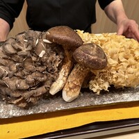 日本料理 新茶家 - 今日のキノコ