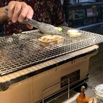 肉の雷橋 - 全て店員さんが焼いてくれます