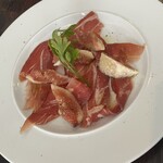 PIZZA BORSA - 生ハムといちじく