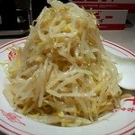 蒙古タンメン中本 目黒店 - 樺太・麺部分（野菜大盛）