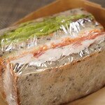Pura Vida DELI - 
