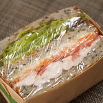Pura Vida DELI - 