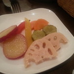 クアドリフォーリオ - ２０１４・４月　自家製ピクルス