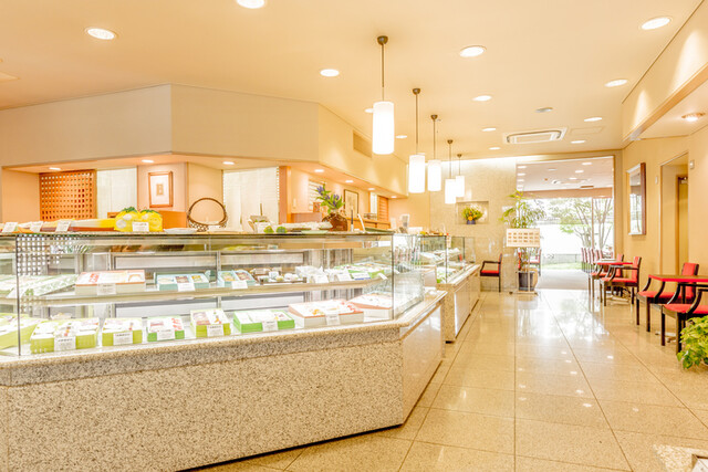 Okashi Dokoro Takaki Tokaichi Honten photo 5