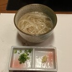 北新地しゃぶしゃぶすき焼き きらく - 〆のうどんと薬味