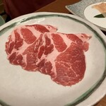 北新地しゃぶしゃぶすき焼き きらく - 豚の肩ロース