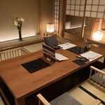 北新地しゃぶしゃぶすき焼き きらく - 内観