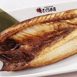 さくら水産 - 大きなさばの一夜干し390円（税抜）