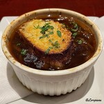 ガストロ スケゴロウ - オニオングラタンスープ