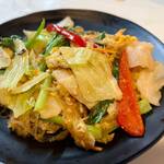 タイ料理ジャンピー - パット・ウンセン