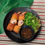 タイ料理ジャンピー - クン・ホン・パッ