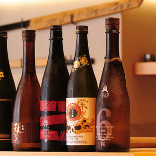 ソムリエ監修のワインに、四季折々の味わいが愉しめる日本酒