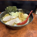 煮干しらーめん 渡辺商店 - 