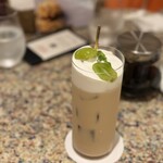 アニヴェルセル表参道 - 