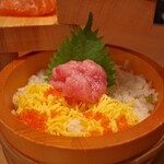 うまい魚が食べたくて - 自分で彩る海鮮丼