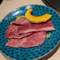 牛刺しと焼肉 仔虎 クリスロード店 - カルビ(塩)