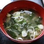 食事処 魚屋の台所 - 味噌汁