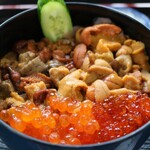食事処 魚屋の台所 札幌市中央卸売場外市場店 - ウニイクラ丼