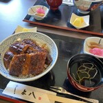 与八 - 