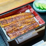 鰻の琉紅 - うな重　上