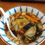 紅梅園 - 五目醤油ラーメン