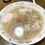 赤湯ラーメン 龍上海 - ラップもいい匂いがする笑