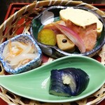 美濃吉 烏丸四条店 - 