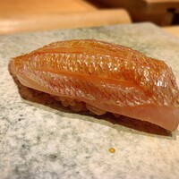 鮨 由う - 