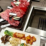 焼肉処 三幸園 - 