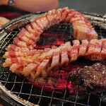 焼肉 食べ放題 黒べこ屋 - 