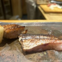 銀座 柳寿司 三代目 - ノドグロの炙り　マグロネギマ串