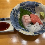 たかい - お刺身（マグロ、ブリ、イカ）新鮮