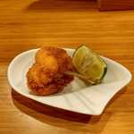 串　ひら尾 - 串は松茸の香り揚げで始まります