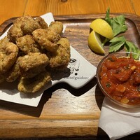 スミイカのパン粉フリット　ピリ辛トマトソース