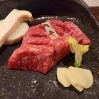 和牛料理 要 - 