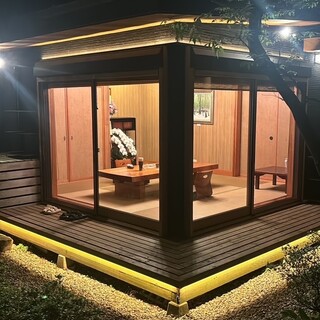 金曜の夜、土日祝日のみ個室利用が可能になりました※1組限定