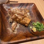 スミヤキ エビス - 厚揚げも燻製です