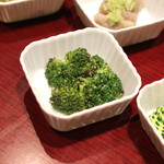 趙楊 - 十二単碟　（ブロッコリー　トリュフ ソース和え）