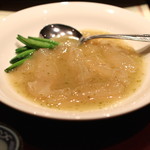 趙楊 - 酸辣鹿筋　（乾燥鹿のアキレス腱の酸味、辛味煮込み）