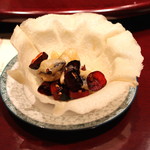 趙楊 - 朝天炸海参　（ナマコの揚げ物　朝天唐辛子と共に）