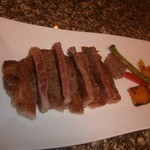 サーロインステーキ（180g：3,900円）※レア