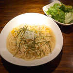 meCCA - ツナとおろしの和風春パスタ（サラダ・スープ・コーヒー付￥600）。和パスタの定番ですね♪