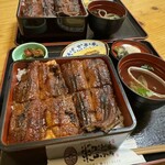 炭火焼うなぎ 東山物産 - 