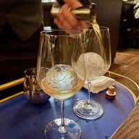 TOKYO Whisky Library - 