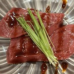 焼肉ホルモン はねいし - 