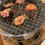 炭火焼肉 ホルモン会館 総本店 - 