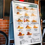 HYOE'S BURGERS + FRIES - 